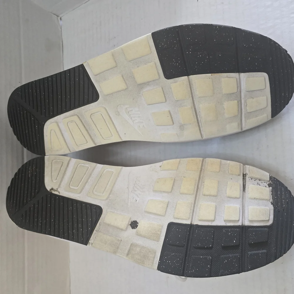 White and Black Athletic Shoes with Orange‎ Highlights